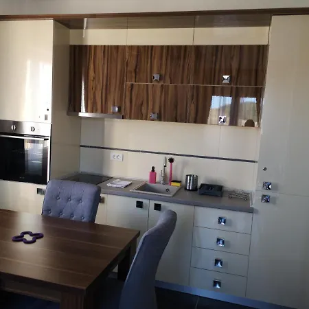 Hill's Maksimovic Appartement